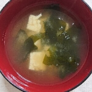 母の日に★豆腐とわかめのお味噌汁